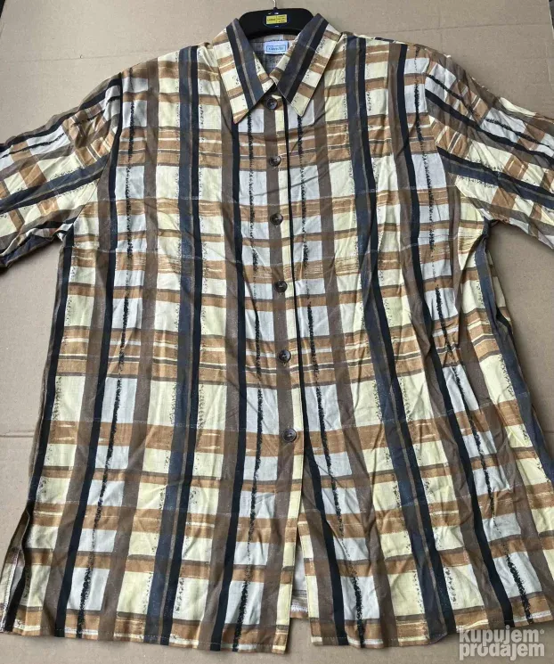 BLUZA karirana kratki rukav, nova, odlična, br.48