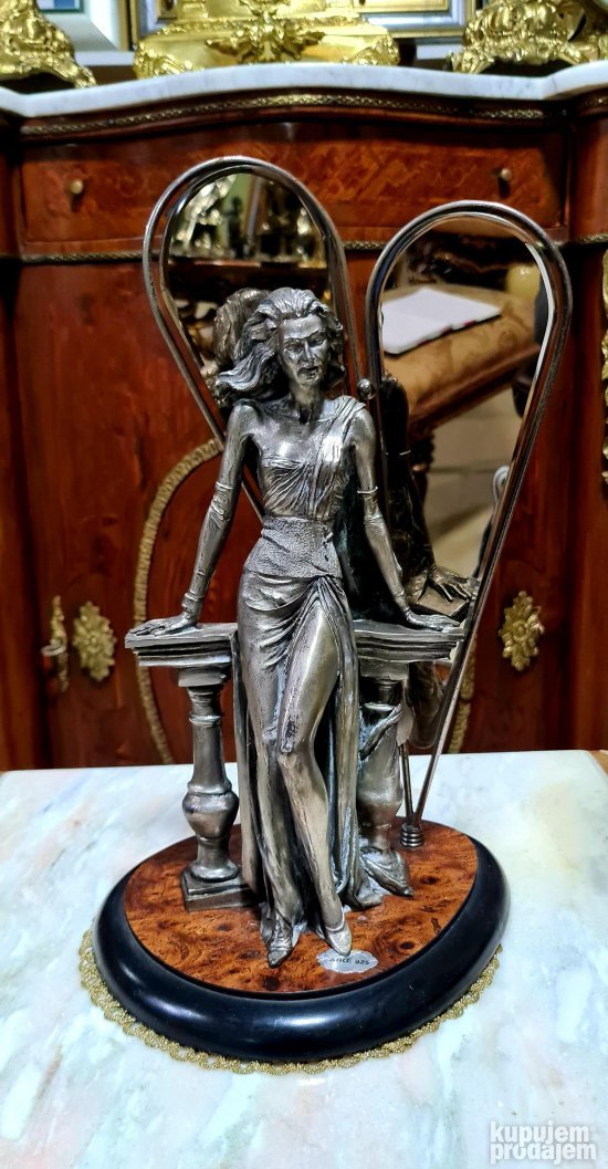 Vrhunska velika stara  srebrna dizajnerska figura sa ogledal
