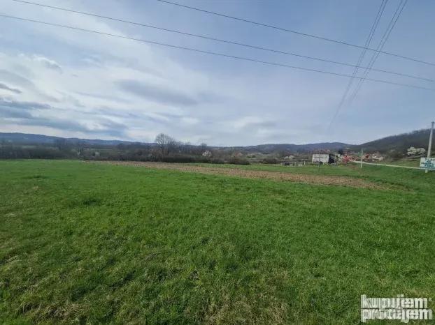 Plac 54 ara ( 0.54 ha ) Požega (Glumač)