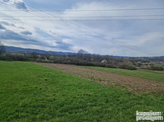 Plac 54 ara ( 0.54 ha ) Požega (Glumač)