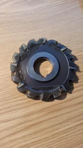 Glodalo sa naizmenicnim zubima 93 x 8 x 27