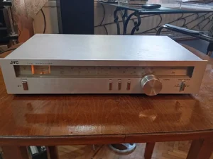 JVC T-V3L Stereo tuner