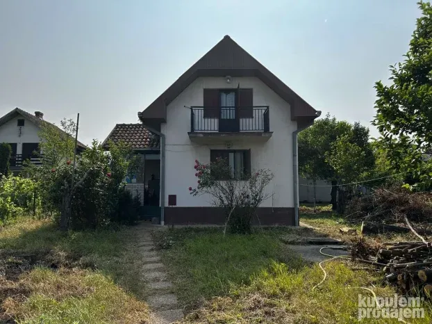 Vikendica, 50m2, Čortanovci Banstol