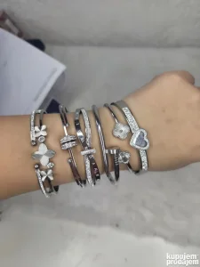 Narukvice od hirurškog čelika u srebrnoj boji