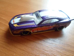 Hot Wheels - Camaro TM GM