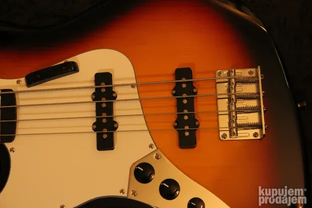 Harley Benton Jazz bas lefthand