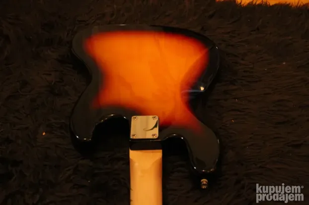 Harley Benton Jazz bas lefthand