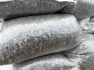 Kamen oblutak recni kamen u dzakovima - Mandic