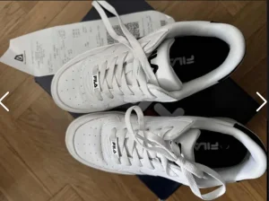 fila patike 40