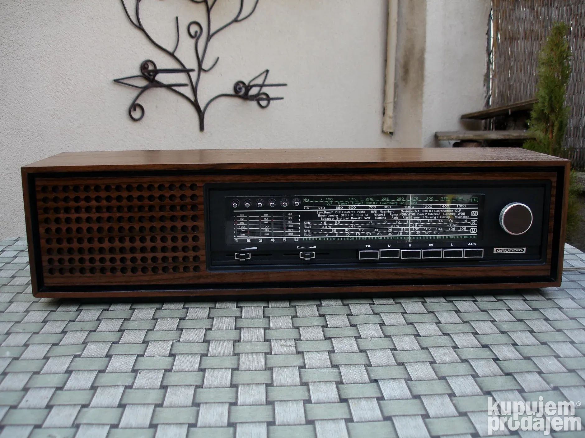 GRUNDIG RF 731 ラジオ