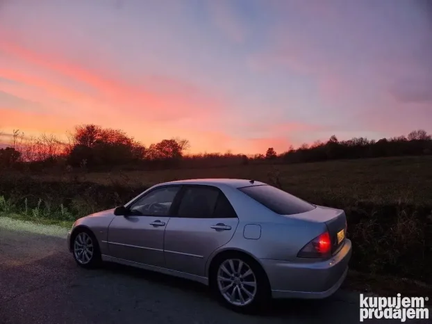 1999 Lexus IS 200 
