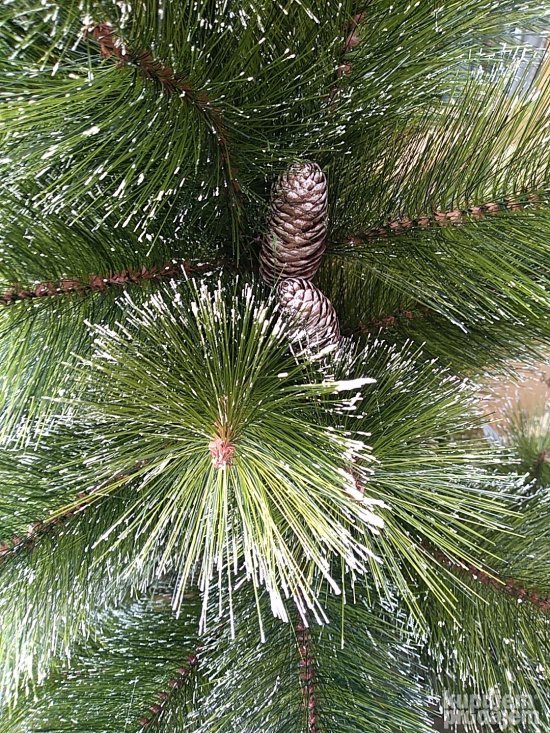 AKCIJA Jelka sa Sneznim Vrhovima,sisarkama150 cm AKCIJA