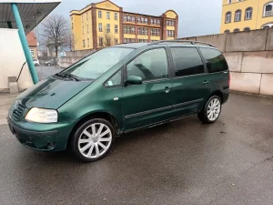 sharan delovi motor i delovi motora