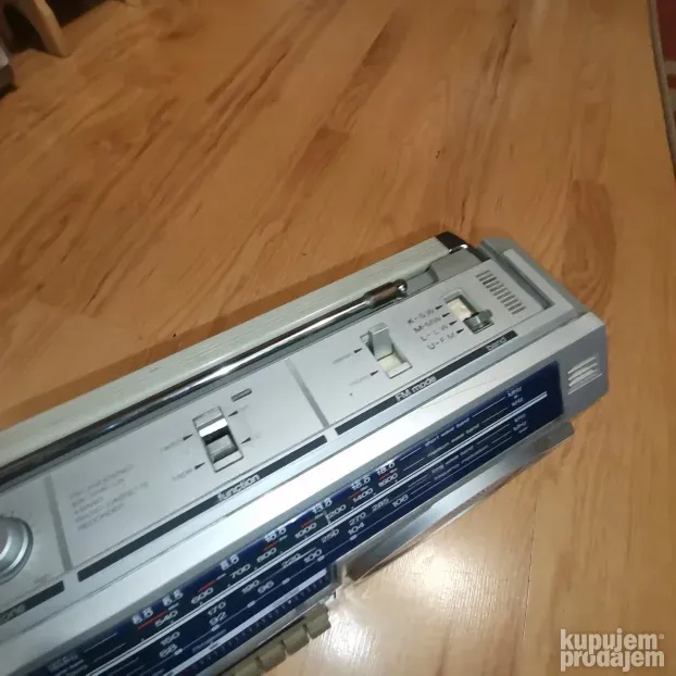 Boombox Sharp GF 5454 – Radio-cassette Vintage, état Fonctionnel