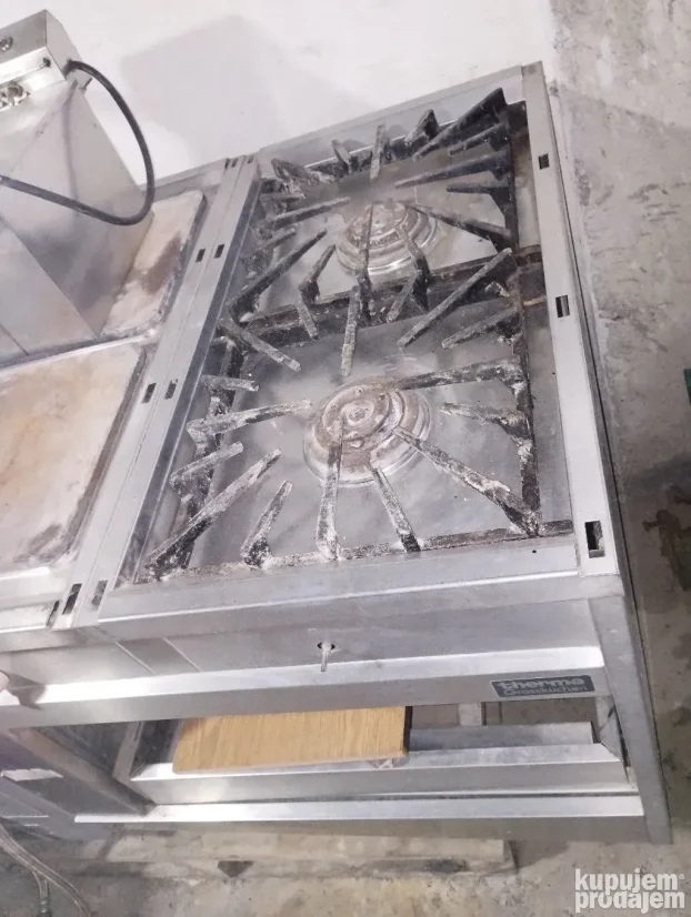 Profesionalni šporet prohromski na plin