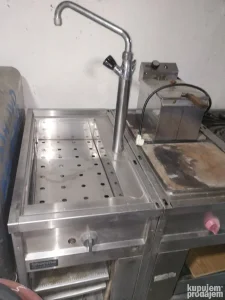 Profesionalni šporet prohromski na plin