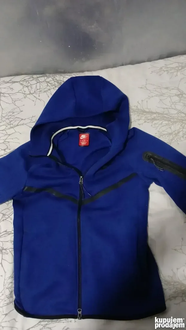 Nike Tech fleece Original hitno