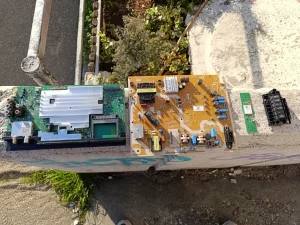 Panasonic uhd 4k smart tv TX-40GXW704 ploča delovi postolje