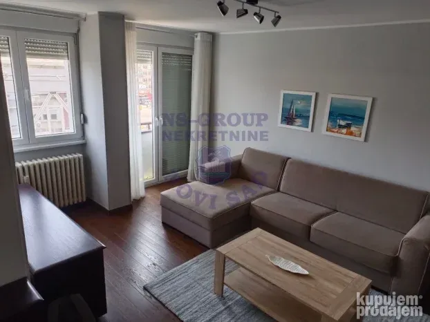 Bulevar, trsoban, 57m2