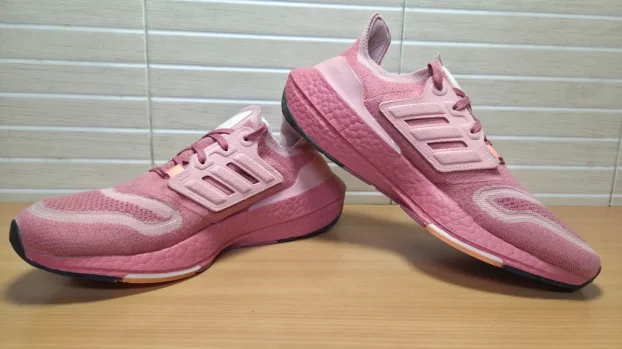 Adidas Ultra Boost 22 Wonder Mauve