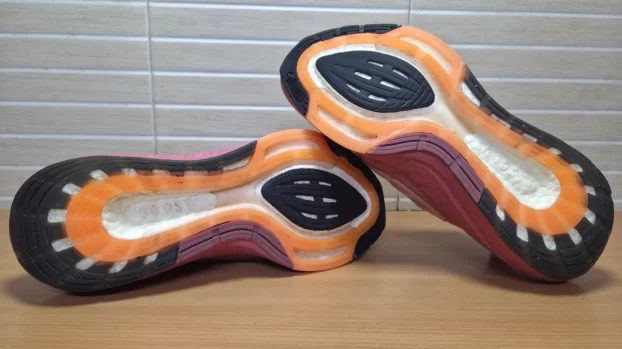 Adidas Ultra Boost 22 Wonder Mauve