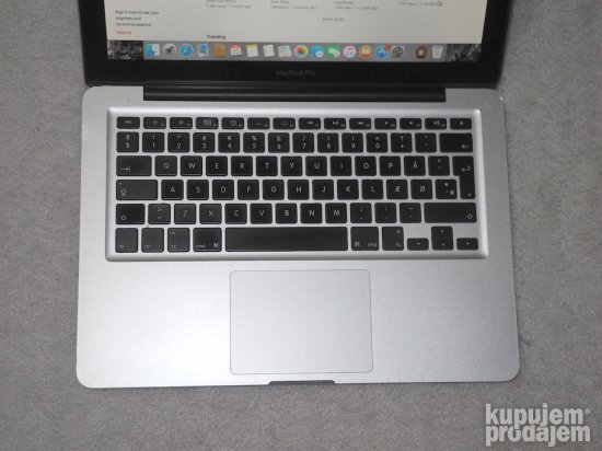 MacBook Pro Mid 2009 13" C2D 2.53ghz/4Gb/9400M/250Gb HDD