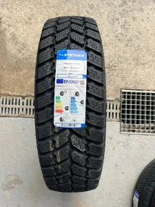 nove zimske gume 205/75 r 16c starmaxx