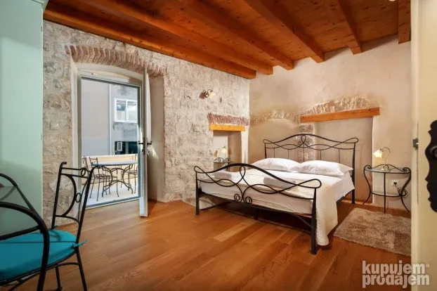 Apartman Stari Bedem, Omiš
