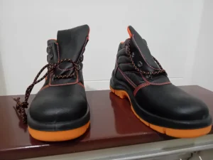 Radne zastitne duboke cipele sa celicnom kapom Panda Alfa Ne