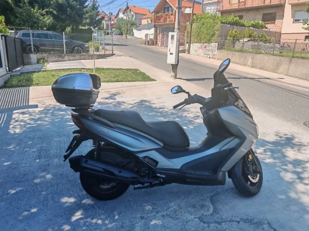 Kymco x town 300