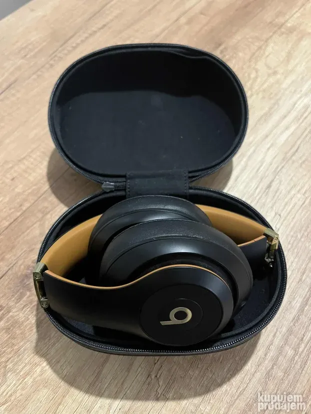 APPLE Beats Studio