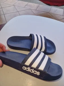 Adidas papuce gaziste oko 23 24 cm