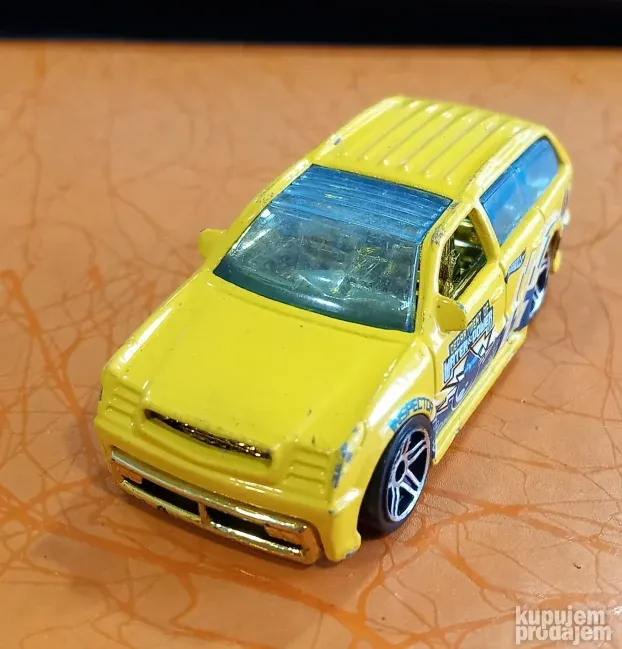 Žut Hot Wheels Boom Box 2002 Mattel KupujemProdajem