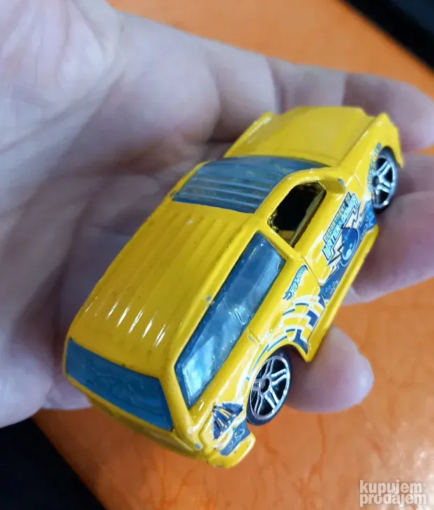 Žut Hot Wheels Boom Box 2002 Mattel KupujemProdajem