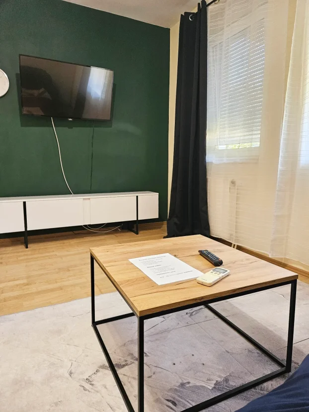 Stan na dan Novi Sad + parking!