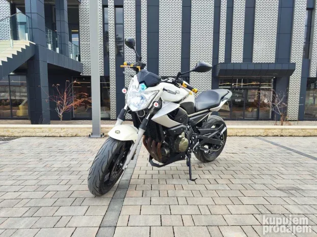 Yamaha XJ6 N Abs 2011god TOP Stanje xj mt r