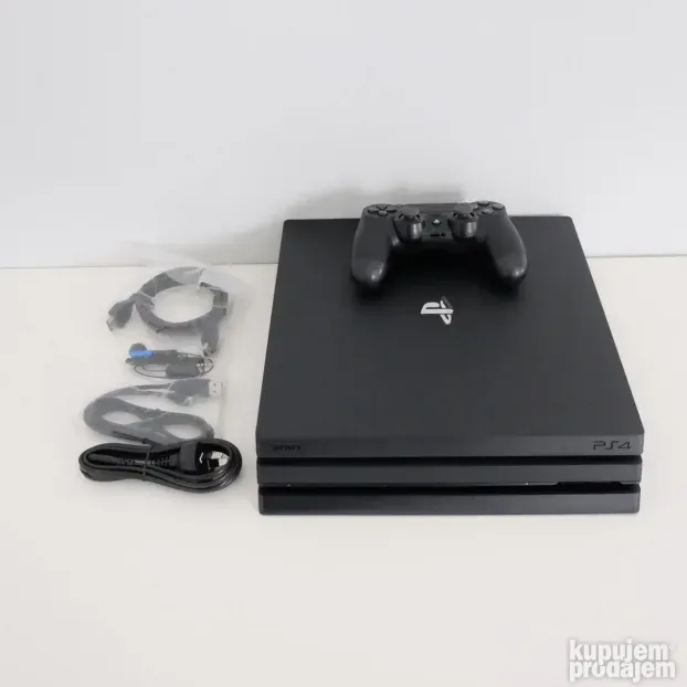AKCIJA-TOP Playstation 4 Pro +11 igrica /GARANCIJA 12 mes