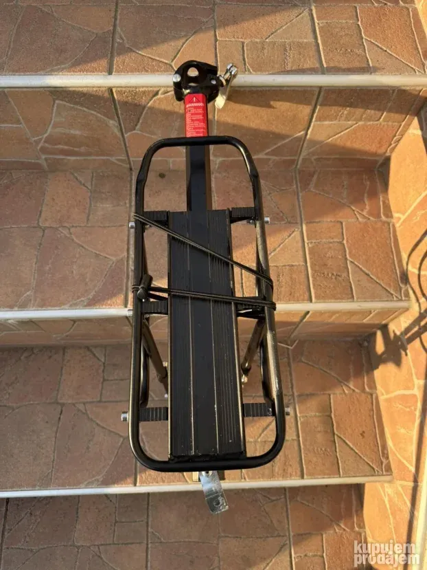 Zadnji paktreger (montaza na cev sedista)