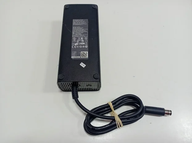 Microsoft Xbox 360 punjac adapter original 12V 9.6A #9740
