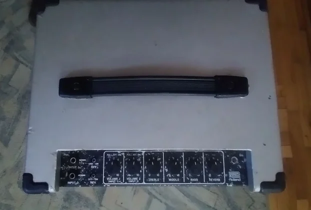 Roland Cube 60