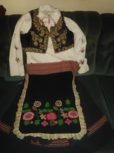 Zenska narodna nosnja-Sumadija-1