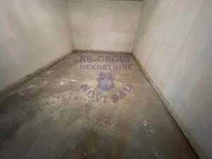 Odlična garaža u Centru grada