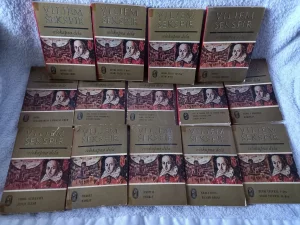 Viljem Šekspir-Sabrana dela 16 knjiga