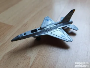 Vojni avion USS Independence MJ - metalni