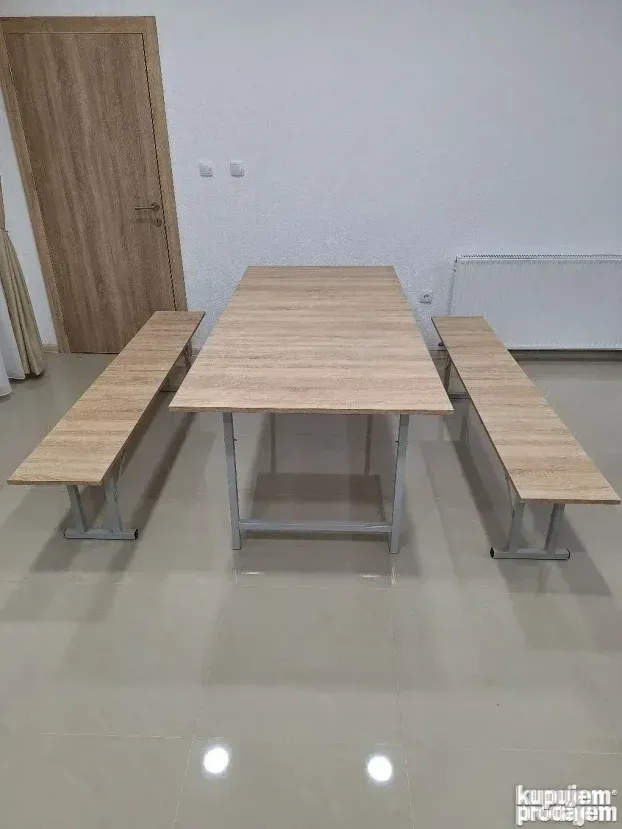 Sto i klupe na rasklapanje 200x90 METALNA KONSTRUKCIJA!