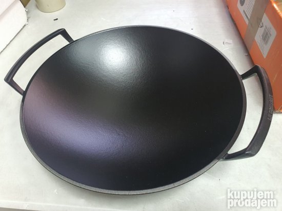 Le Creuset Vok Liveno Gvozdje sa Poklopcem 36 cm 4,5 L