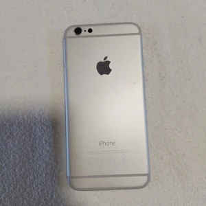 Apple iPhone 6 ledja delovi