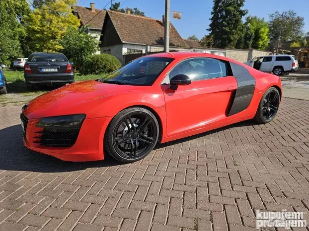 2010 Audi R8 4.2 za gradjevinski