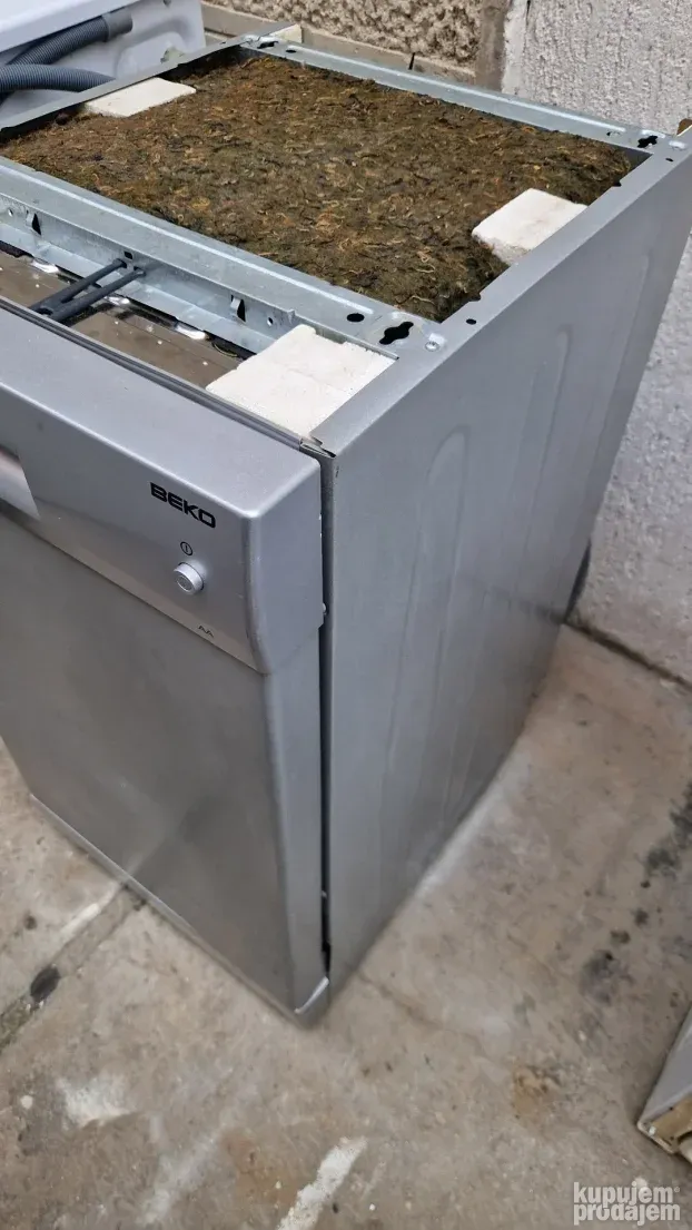 Masina za pranje sudova (sudo masina) Beko