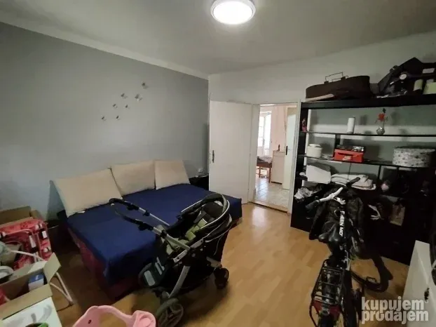 Tri prizemne kuće na Telepu! 238m2